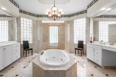 911 Forest Glen Lane, Wellington, FL 33414 - Photo 16