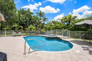 911 Forest Glen Ln, Wellington, FL 33414 - Photo 30
