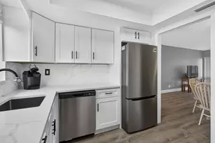 2703 Dudley Dr W, West Palm Beach, FL 33415 - Photo 18