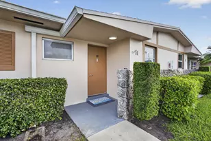 2703 Dudley Dr W, West Palm Beach, FL 33415 - Photo 4
