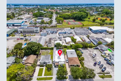 4324 Garden Avenue, West Palm Beach, FL 33405 - Photo 2