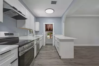 12980 NE 10th Avenue, North Miami, FL 33161 - Photo 8