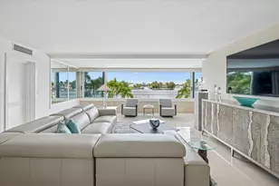 215 N Birch Rd, Fort Lauderdale, FL 33304 - Photo 2
