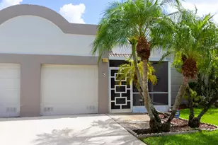 9185 Flynn Cir, Boca Raton, FL 33496 - Photo 2