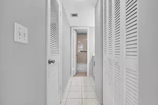 1410 S Ocean Dr, Hollywood, FL 33019 - Photo 22