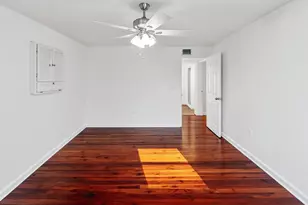 415 6th Ave N, Lake Worth Beach, FL 33460 - Photo 2