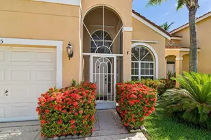 7835 Springfield Lake Dr, Lake Worth, FL 33467 - Photo 2