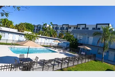 1020 N Victoria Park Road #27, Fort Lauderdale, FL 33304 - Photo 1