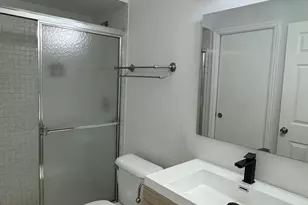 802 St Andrews Rd, Hollywood, FL 33021 - Photo 10