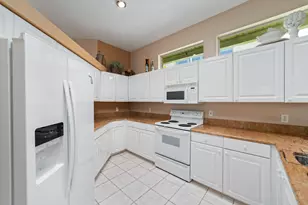 1726 Victoria Cir, Vero Beach, FL 32967 - Photo 10