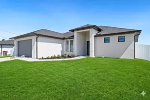 2511 NW 7th Street N, Cape Coral, FL 33993 - Photo 20