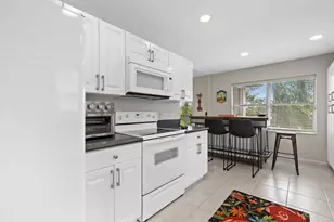 8050 Aberdeen Dr, Boynton Beach, FL 33472 - Photo 24