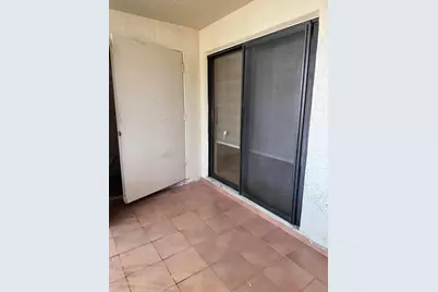 20015 NE 3rd Court #5, Miami, FL 33161 - Photo 14