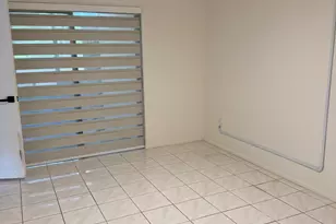 20015 NE 3rd Ct, Miami, FL 33161 - Photo 6