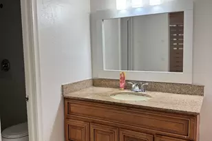 20015 NE 3rd Ct, Miami, FL 33161 - Photo 8