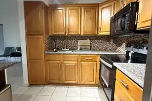 20015 NE 3rd Ct, Miami, FL 33161 - Photo 4