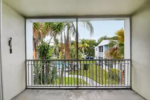 1505 Crescent Circle, Lake Park, FL 33403 - Photo 10