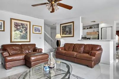 10334 SW 164th Place, Miami, FL 33196 - Photo 14