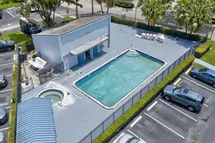 8360 Sands Point Blvd, Tamarac, FL 33321 - Photo 18