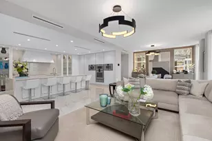 210 SE Mizner Blvd, Boca Raton, FL 33432 - Photo 12