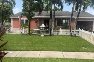 1304 Donwoods Ln, Royal Palm Beach, FL 33411 - Photo 1