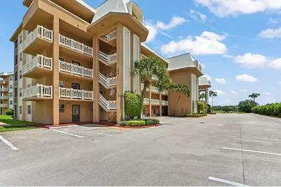 308 Golfview Road #101, North Palm Beach, FL 33408 - Photo 1