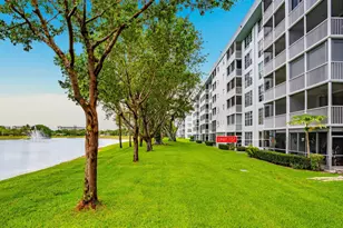 3100 N Course Ln, Pompano Beach, FL 33069 - Photo 1