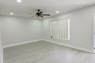 8090 NW 12th St, Margate, FL 33063 - Photo 8
