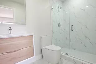 8090 NW 12th St, Margate, FL 33063 - Photo 20
