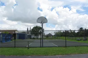 8090 NW 12th St, Margate, FL 33063 - Photo 28
