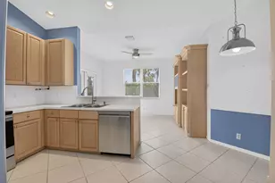 23256 Alora Dr, Boca Raton, FL 33433 - Photo 12