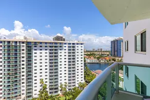 19380 Collins Ave, Sunny Isles Beach, FL 33160 - Photo 32