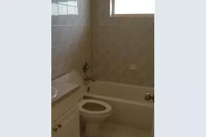 8841 NW 14th Street, Pembroke Pines, FL 33024 - Photo 4