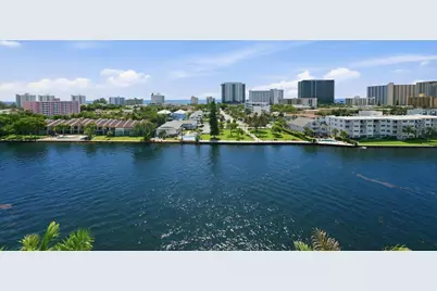 2880 NE 14th Street Causeway #804, Pompano Beach, FL 33062 - Photo 2