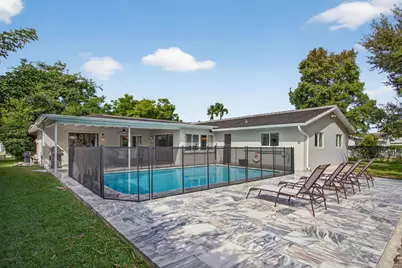 2421 NW 114th Avenue, Coral Springs, FL 33065 - Photo 2