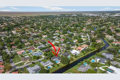 2421 NW 114th Avenue, Coral Springs, FL 33065 - Photo 18
