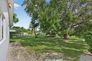 2421 NW 114th Ave, Coral Springs, FL 33065 - Photo 22