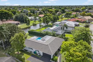 2421 NW 114th Ave, Coral Springs, FL 33065 - Photo 4