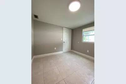9121 Bamboo Drive, Palm Beach Gardens, FL 33410 - Photo 12