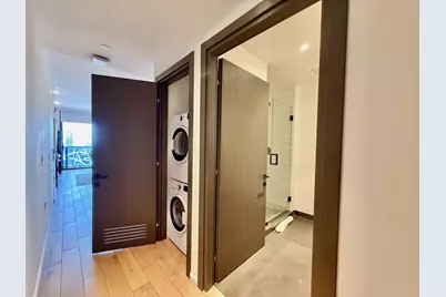 398 NE 5th Street #3907, Miami, FL 33132 - Photo 4