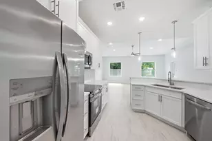 9366 103rd Ct, Vero Beach, FL 32967 - Photo 2