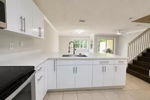 945 Imperial Lake Rd, West Palm Beach, FL 33413 - Photo 8
