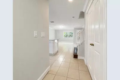 945 Imperial Lake Road, West Palm Beach, FL 33413 - Photo 6