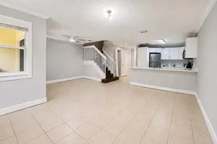 945 Imperial Lake Rd, West Palm Beach, FL 33413 - Photo 10