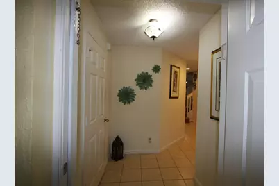 945 Imperial Lake Road, West Palm Beach, FL 33413 - Photo 2