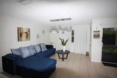945 Imperial Lake Road, West Palm Beach, FL 33413 - Photo 4