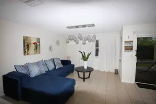 945 Imperial Lake Rd, West Palm Beach, FL 33413 - Photo 4