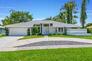 1738 Lindsey Ct, Wellington, FL 33414 - Photo 4