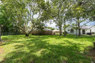 1738 Lindsey Ct, Wellington, FL 33414 - Photo 56
