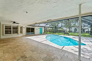 1738 Lindsey Ct, Wellington, FL 33414 - Photo 48